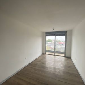 Alquiler De Apartamento 2 Dormitorios En Madero Tres Cruces