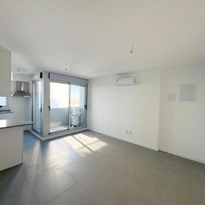 Venta De Apartamento De 1 Dormitorio La Blanqueada, Pavilion