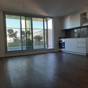 Venta Con Renta De Apartamento De 2 Dormitorios, Initium