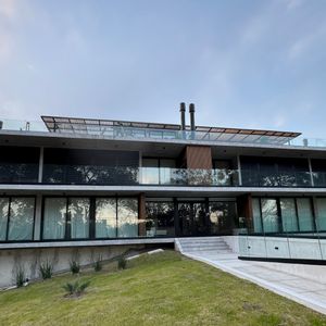 Venta De Apartamento De 3 Dormitorios, Garaje, Terraza, Carrasco