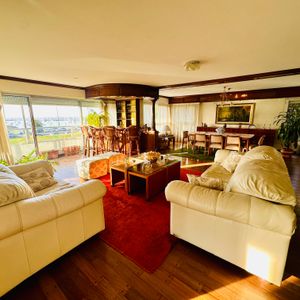 Venta Apartamento 3 Dormitorios Y Servicio Completo Garaje Doble Puerto Del Buceo