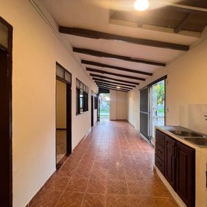 Departamento Independiente En Alquiler