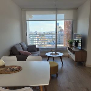 Apartamento En Venta De 2 Dormitorios En Tres Cruces, A Estrenar