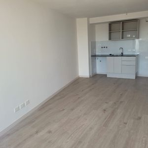 Apartamento En Venta De 1 Dormitorio En Tres Cruces