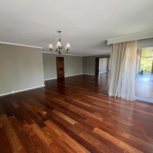 Apartamento En Alquiler De 3 Dormitorios C/ Cochera En Carrasco