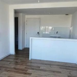 Apartamento En Venta De 1 Dormitorio En Centro