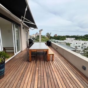 Venta Apartamento Con Gran Terraza, 3 Dormitorios, Pocitos