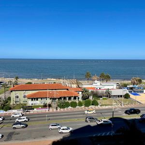 Venta Apartamento 4 Dormitorios Escritorio Rambla Pocitos