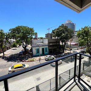 Venta Con Renta Apartamento Tres Cruces 1 Dormitorio Garaje