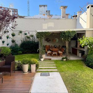 Venta Casa 5 Dormitorios, Fondo Verde Con Parrillero, 2garajes, Puerto Del Buceo