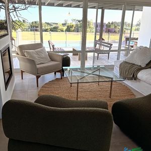En Venta Casa En Chacra Barrio Privado El Quijote, La Barra, Punta Del Este