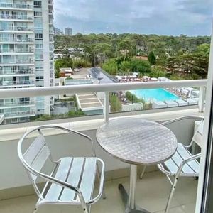 Alquilo Apartamento De 1 Dormitorio En Roosevelt, Punta Del Este