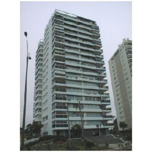 Apartamento En Mansa, 3 Dormitorios *