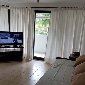 En Alquiler De Temporada.. Hermoso Apto En Torre Con Servicios.