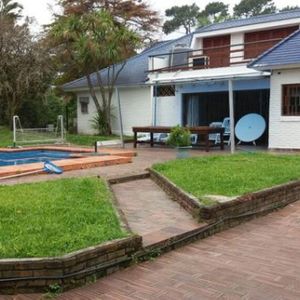 Casa Vip Con 5 Dormitorios, Playa Mansa, Punta Del Este