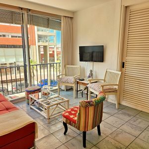 Vendo Apartamento Dos Dormitorio En La Peninsula, Punta Del Este.