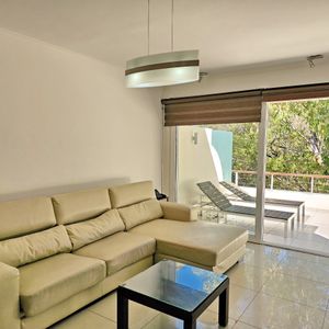 Venta De Apartamento De 2 Dormitorios En Green Park Solanas