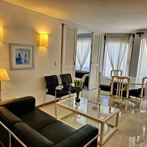 Apartamento En Venta Y Alquiler, Península, Gran Terraza, Reciclado.