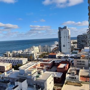 En Venta Apartamento 2 Dormitorios En Peninsula, Punta Del Este