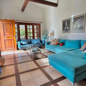 Casa En Venta 4 Dormitorios Playa Mansa Av. Francia