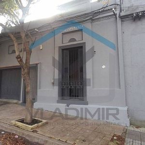 Casa En Venta De 5 Ambientes En Cerrito