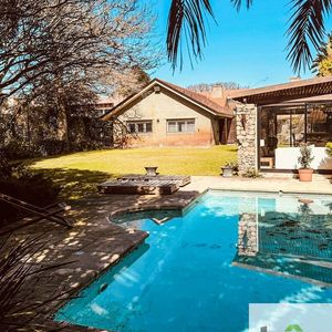 Espectacular Casa En Alquiler En Carrasco Sur