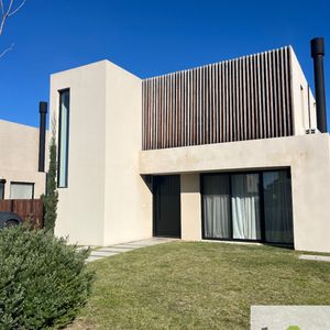 Casa En Alquiler En Huertas De Los Horneros
