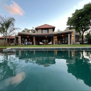 Jardines De Carrasco Venta De Casa 3dorm Scio Piscina