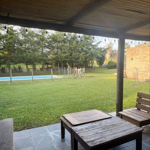 Casa En Alquiler Y  Venta Altos De La Tahona. 3 Dormitorios Y 3 Baños. Piscina