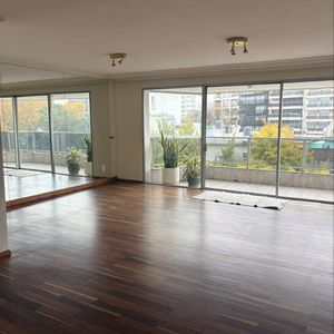 Apto En Alquiler Fte. 3 Dormitorios, 3 Baños, 2 Gges, Vig 24 Hs. Vista,