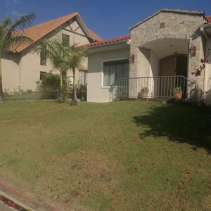 Casa En Venta En Colinas Del Urubo Sector I