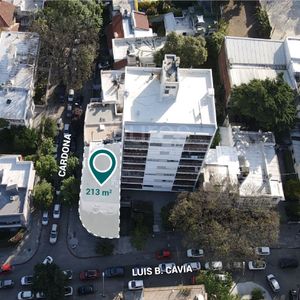 Venta De Terreno En Pocitos Con Doble Frente En Esquina