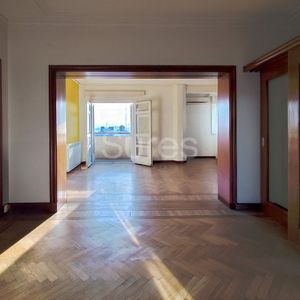 Venta Apartamento 4 Dormitorios, Centro, Montevideo