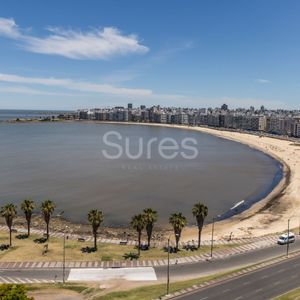 Venta De Apartamento Penthouse, 3 Dormitorios En Pocitos
