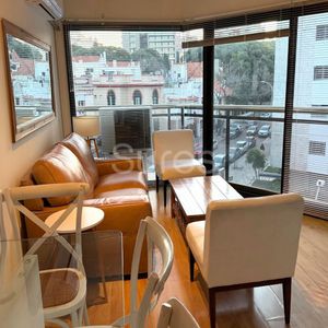 Alquiler De Apartamento De 1 Dormitorio Amoblado En Pocitos, Montevideo
