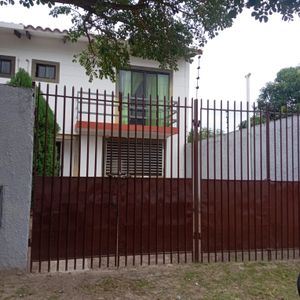 Casa En Venta Zona Sur 8vo Anillo Barrio Los Tajibos