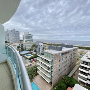 Venta Apartamento 3 Dormitorios Edificio Sol Y Luna I