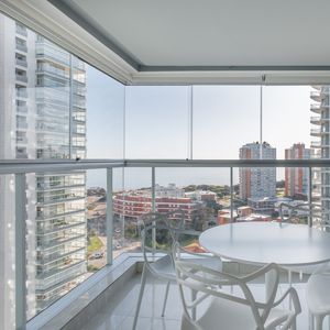 Venta De Apartamento De 2 Dormitorios  En Mansa Punta Del Este En Edificio Miami Boulevard II