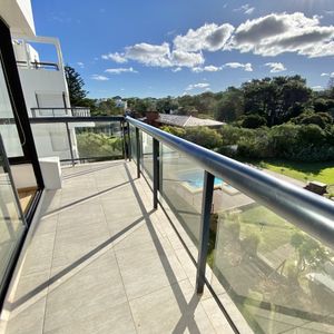 Apartamento De 3 Dormitorios En Venta - Rincon Del Indio