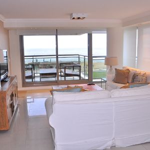 Venta Apartamento 4 Dormitorio Edificio Imperiale II