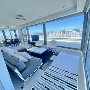 Apartamento En Venta 3 Dormitorios 3 Baños En Suites En Alexander Boulevard