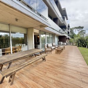 Apartamento En Venta 3 Dormitorios - Mansa Inn II