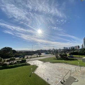 Venta Apartamento 4 Dormitorios, Malecon IV- Punta Del Este.