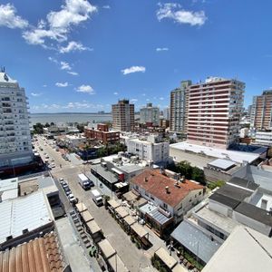 Apartamento En Alquiler Temporal 3 Dormitorios 3 Baños 1 En Suite