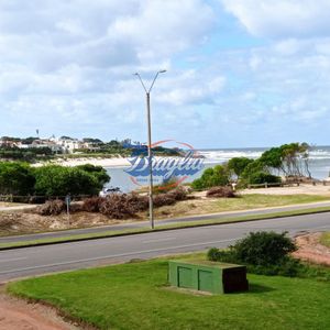 Apartamentos En Playa Brava