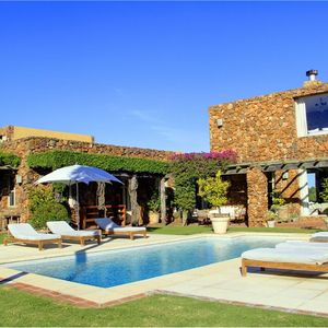 Casa En Manantiales Alquiler 8 Suites Piscina