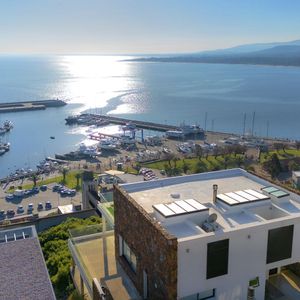 Casa A La Venta Frente Al Mar En Piriápolis