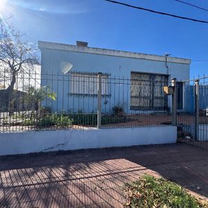 Venta Casa En Esquina!!