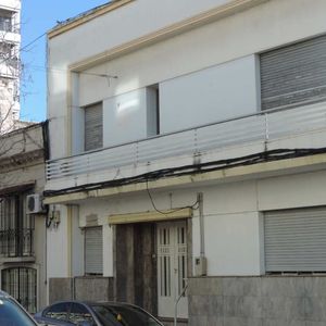 Gran Casa En Ubicación Estratégica En Pleno Centro