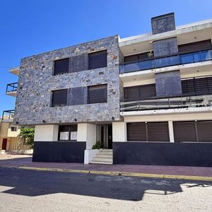 Tu Nuevo Hogar: 2 Dormitorios, Balcón Y Parrillero